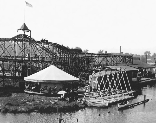 South Haven Amusement Park - Roller Coaster (newer photo)